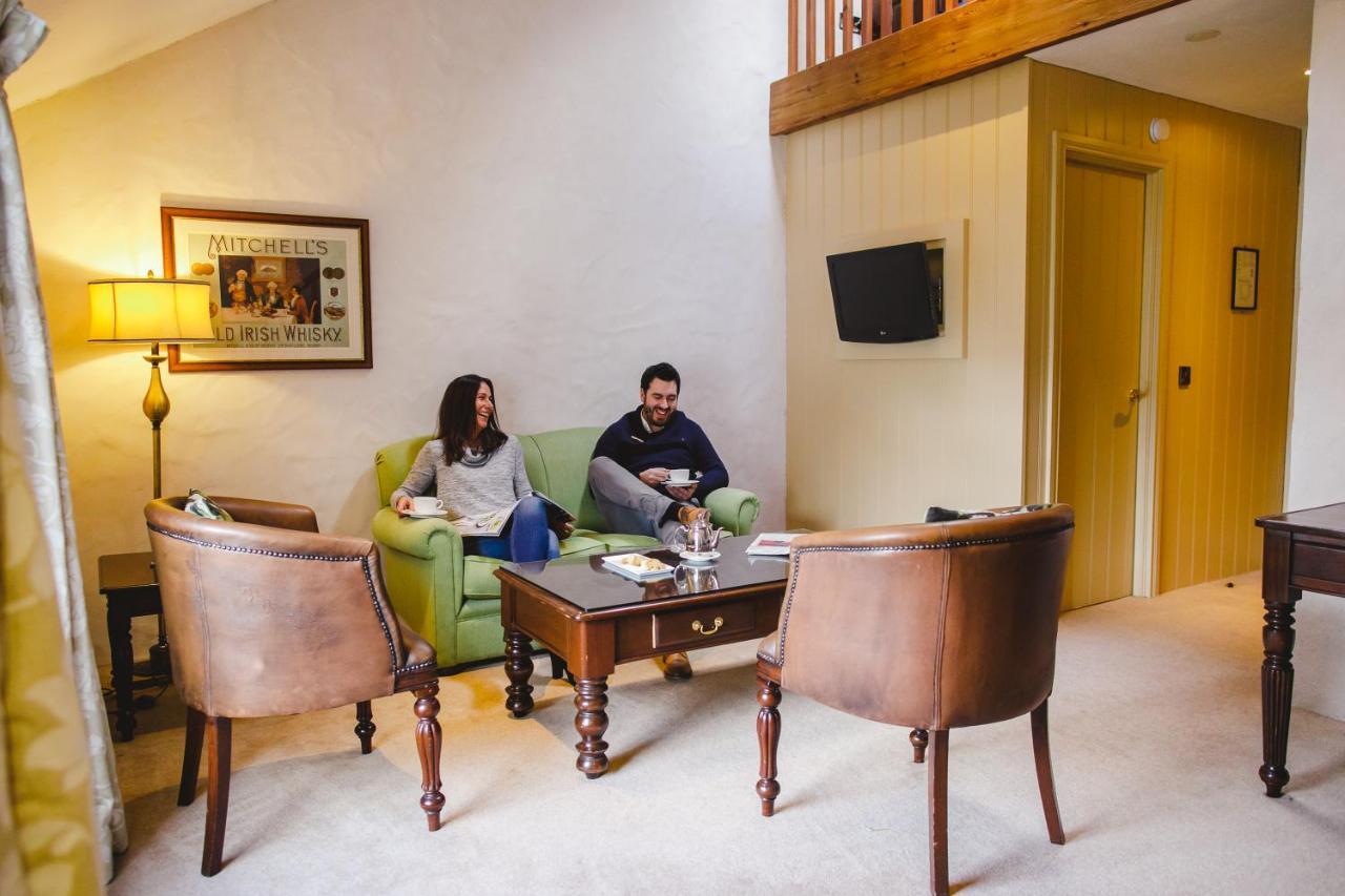 Bushmills Inn Hotel & Restaurant Exterior foto
